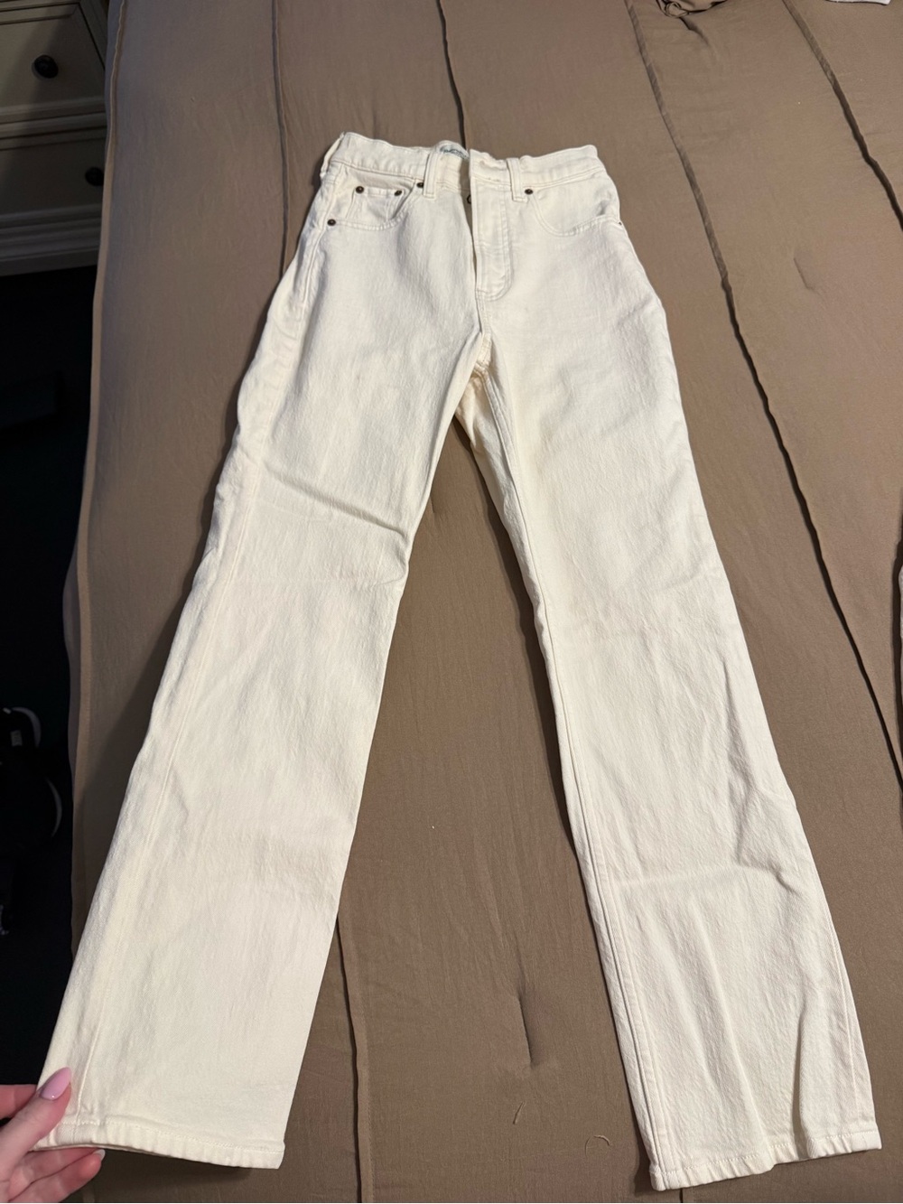 Abercrombie & Fitch Off-White Ankle Straight Jeans